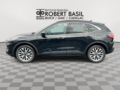 Used 2021 Ford Escape Titanium AWD/4WD image 5