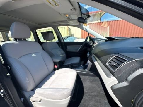 Used 2016 Subaru Forester 2.5i Premium w/ All-Weather Package AWD/4WD image 12