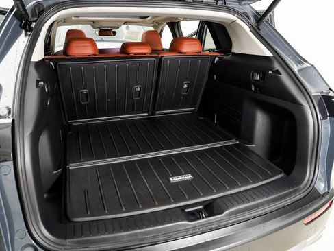 Used 2023 MAZDA CX-50 Meridian Edition w/ Weather Package image 26