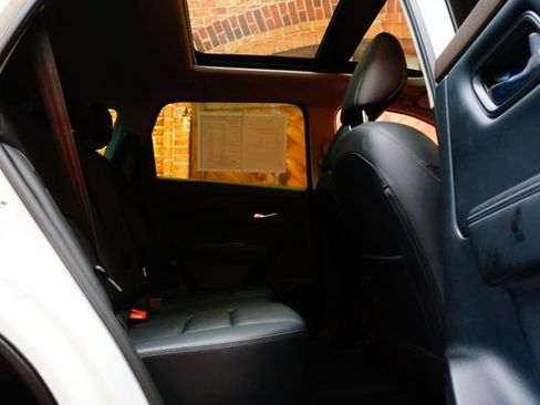 Certified 2023 Nissan Rogue SL AWD/4WD image 60
