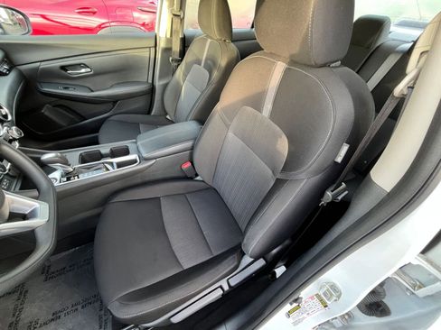 Used 2025 Nissan Sentra SV image 36