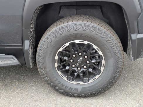 New 2026 Chevrolet Silverado EV Trail Boss w/ Premium Package image 9