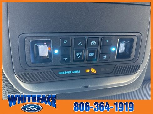 Used 2025 Ford Explorer ST-Line w/ Premium Package image 32