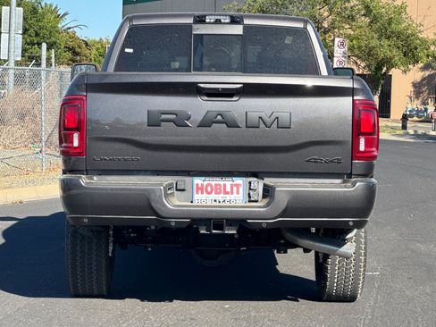 New 2026 RAM 2500 Limited AWD/4WD image 4