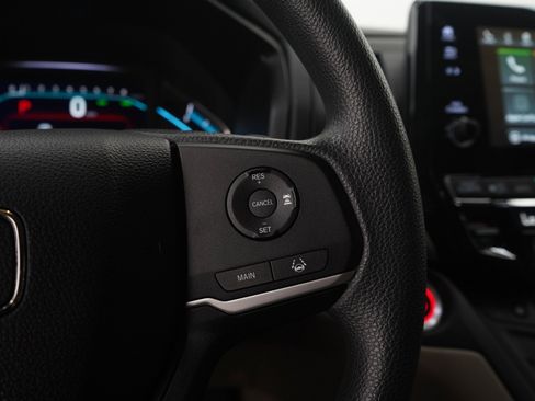 Used 2018 Honda Odyssey EX image 26