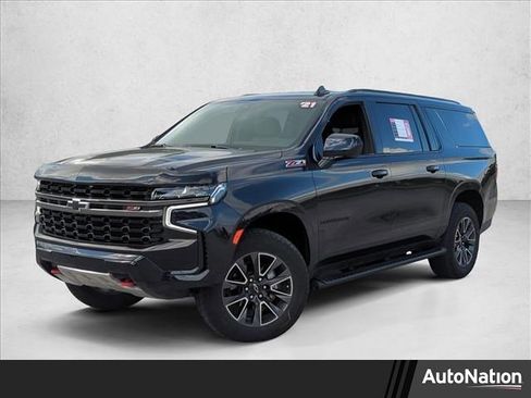 Used 2021 Chevrolet Suburban Z71 image 1