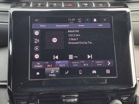 Used 2025 Jeep Grand Cherokee Laredo X image 14