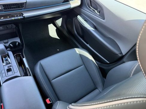 Used 2024 Toyota Prius Limited w/ Limited Premium Package FWD image 27