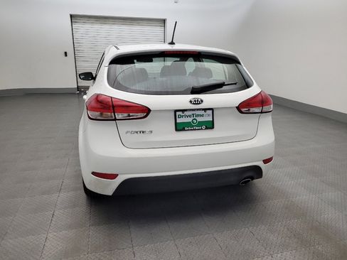 Used 2018 Kia Forte LX FWD image 6
