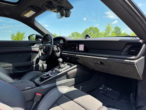 Used 2024 Porsche 911 Carrera GTS image 35