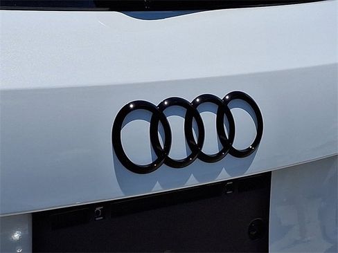 New 2025 Audi Q3 2.0T Premium Plus w/ Premium Plus Package image 21