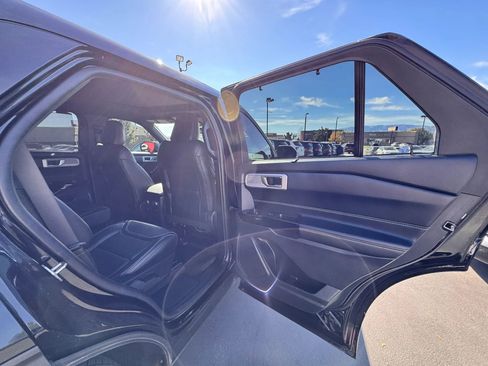 Used 2021 Ford Explorer ST image 32