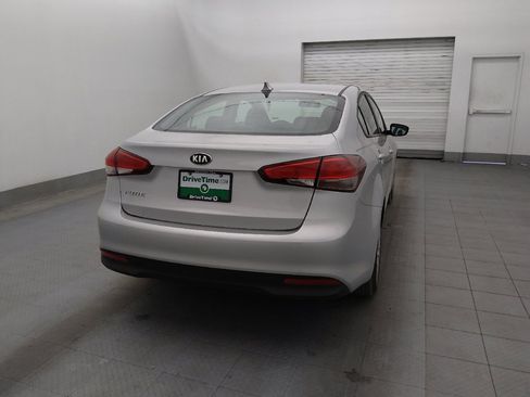 Used 2018 Kia Forte LX image 7