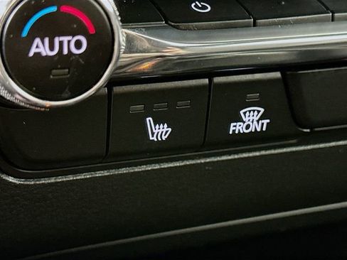 Used 2023 MAZDA MAZDA3 s image 21