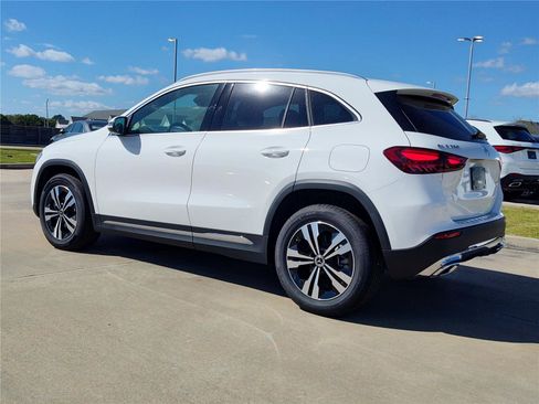 New 2026 Mercedes-Benz GLA 250 image 3