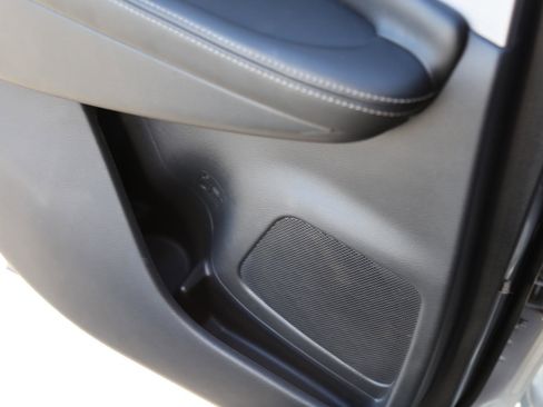 Used 2020 Nissan Murano S w/ Technology Package image 19