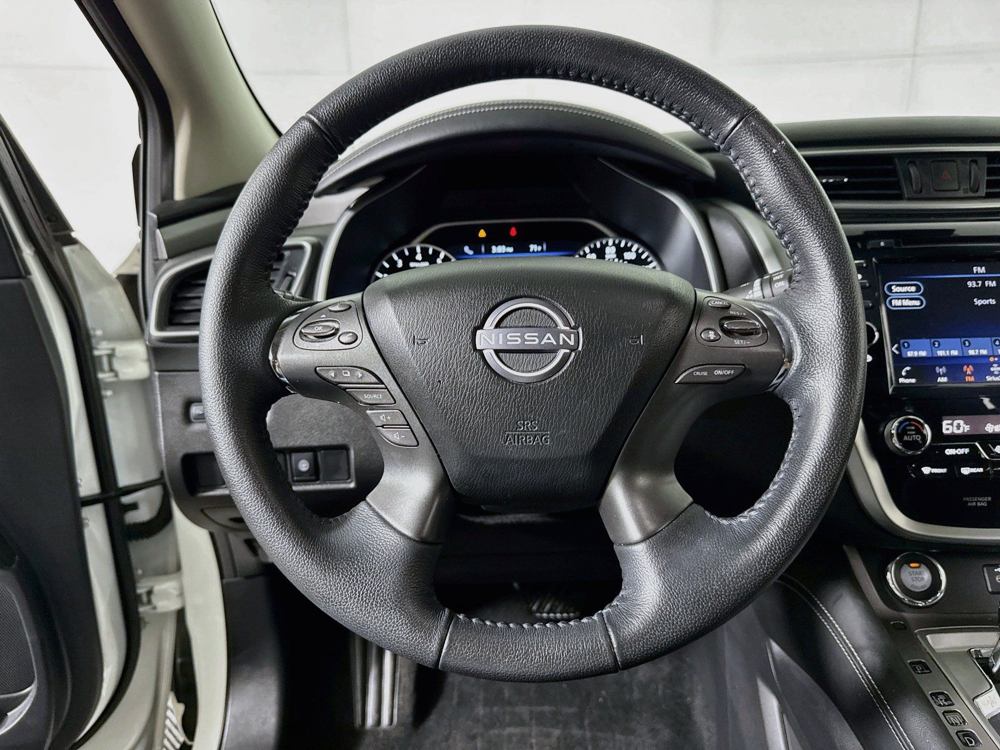 Used 2023 Nissan Murano SV w/ SV Midnight Edition Package AWD/4WD image 14