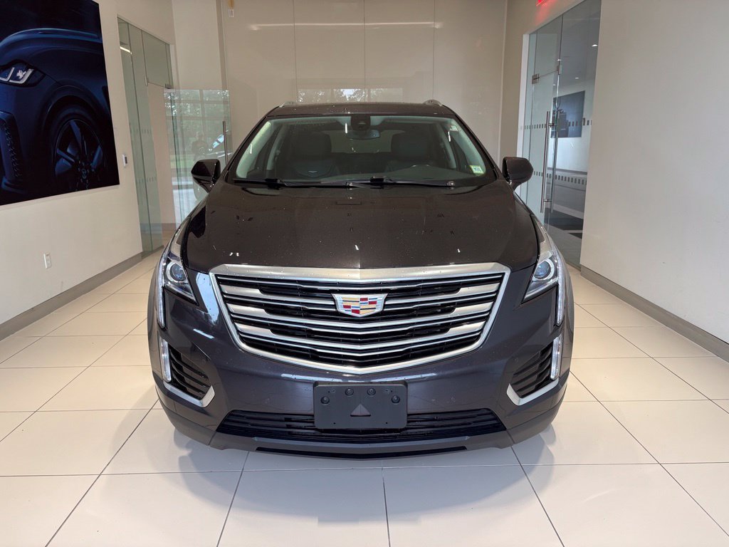 Used 2018 Cadillac XT5 Luxury w/ Driver Awareness Package AWD/4WD image 8