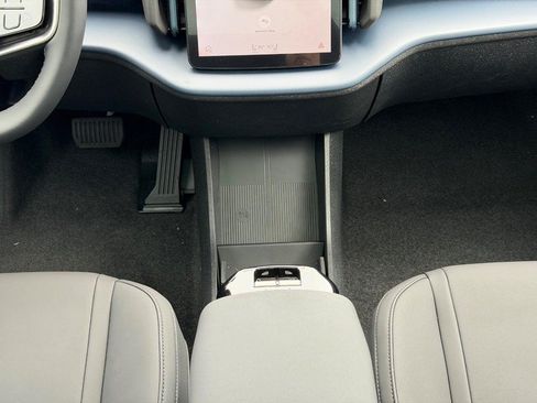 New 2026 Volvo EX30 Plus w/ Climate Package RWD image 8