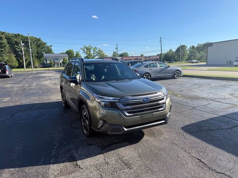 Used 2026 Subaru Forester Limited AWD/4WD image 4