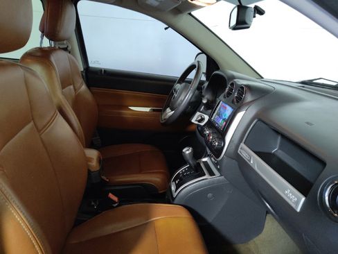 Used 2016 Jeep Compass High Altitude AWD/4WD image 21