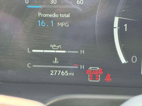 Used 2024 Lexus GX 550 w/ Cold Area Package image 28