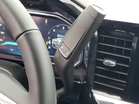 Used 2026 Chevrolet Silverado 2500 ZR2 image 15