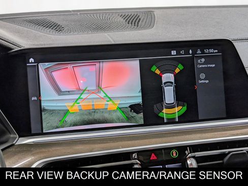 Used 2022 BMW X5 M50i w/ Premium Package image 43