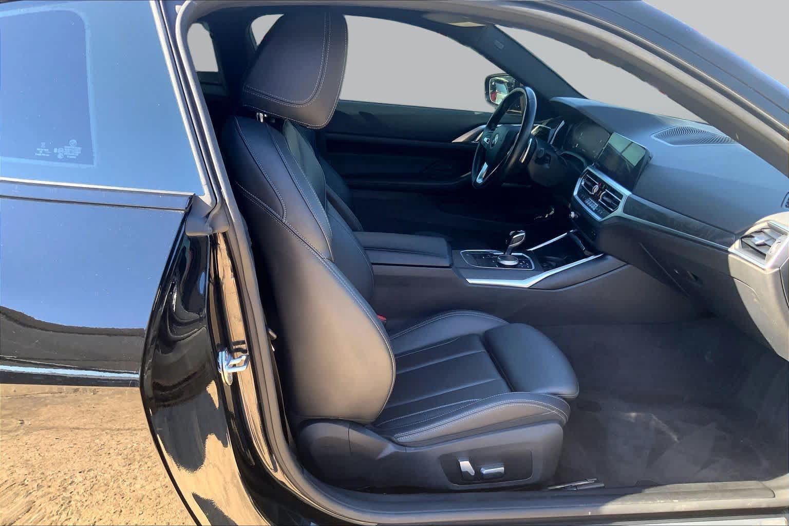 Used 2023 BMW 430i Coupe w/ Convenience Package RWD image 8