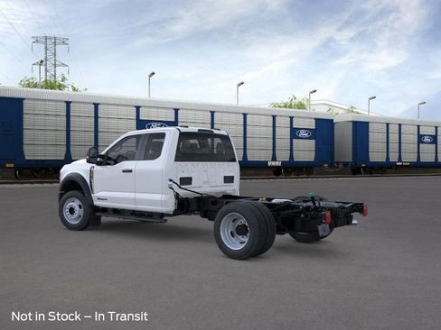 New 2026 Ford F450 4x4 SuperCab Super Duty image 5