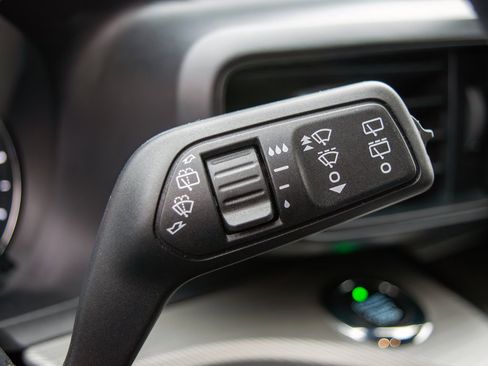 Used 2020 Ford Explorer XLT w/ Class III Trailer Tow Package image 17