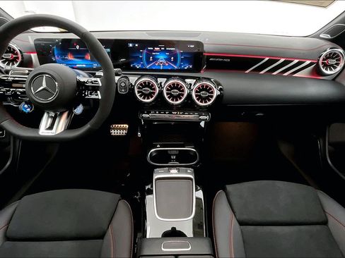 New 2026 Mercedes-Benz CLA 35 AMG 4MATIC image 4