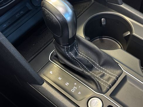 Used 2021 Volkswagen Atlas SE w/ Panoramic Sunroof Package image 22