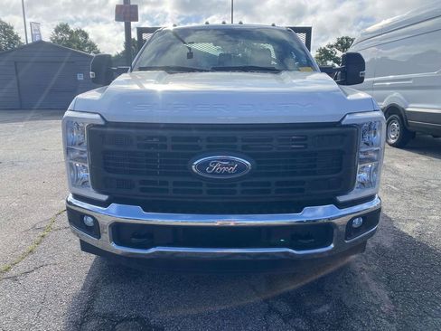 Used 2024 Ford F250 XL w/ XL Chrome Package RWD image 2