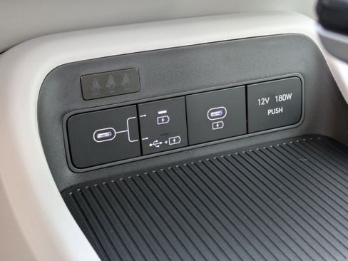 New 2026 Hyundai Kona SE image 28