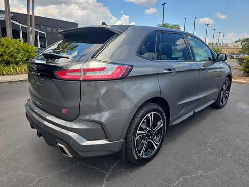 Used 2023 Ford Edge ST AWD/4WD image 3