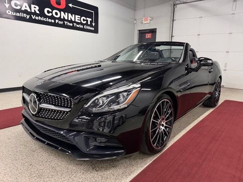 Used 2018 Mercedes-Benz SLC 300 image 3