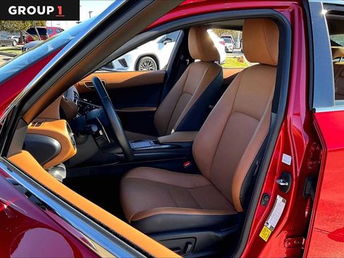 Used 2025 Lexus IS 350 F Sport image 6