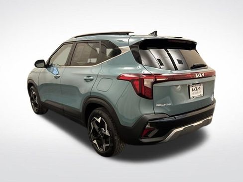 Certified 2026 Kia Seltos EX FWD image 7