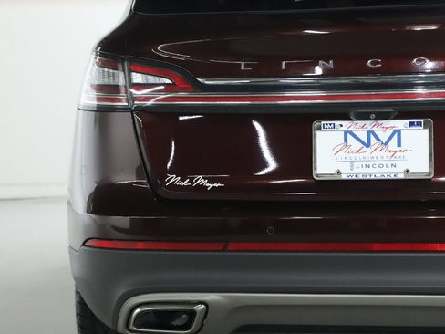 Certified 2022 Lincoln Nautilus AWD image 43