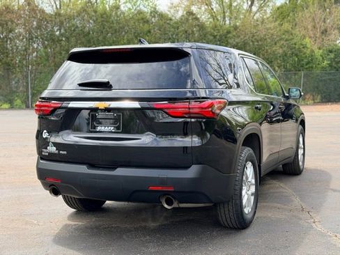 Used 2024 Chevrolet Traverse LS w/ Safety Package AWD/4WD image 4