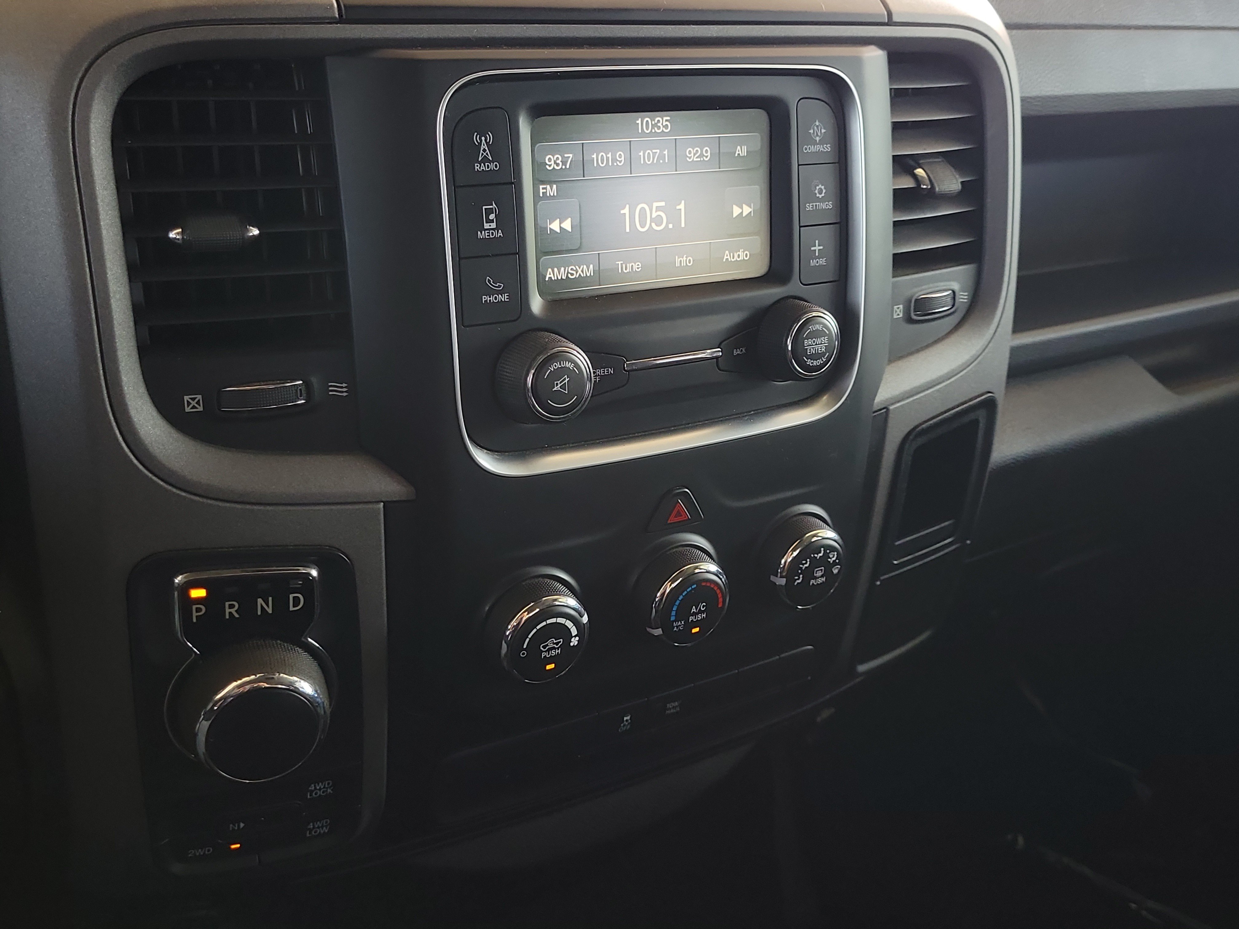 Used 2019 RAM 1500 Express AWD/4WD image 24