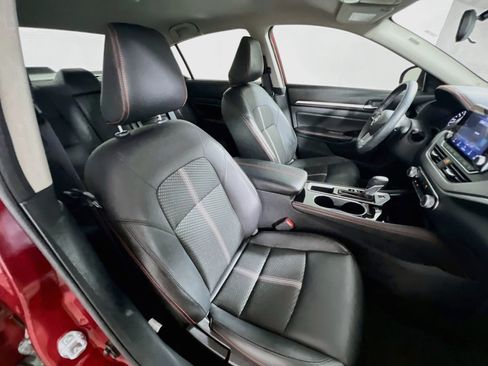 Used 2024 Nissan Altima 2.5 SR FWD image 30