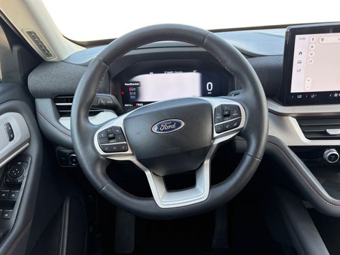Certified 2025 Ford Explorer Active w/ Active Comfort Package RWD image 13