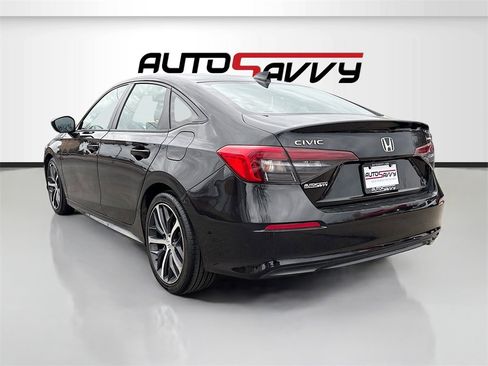 Used 2025 Honda Civic Sport image 5