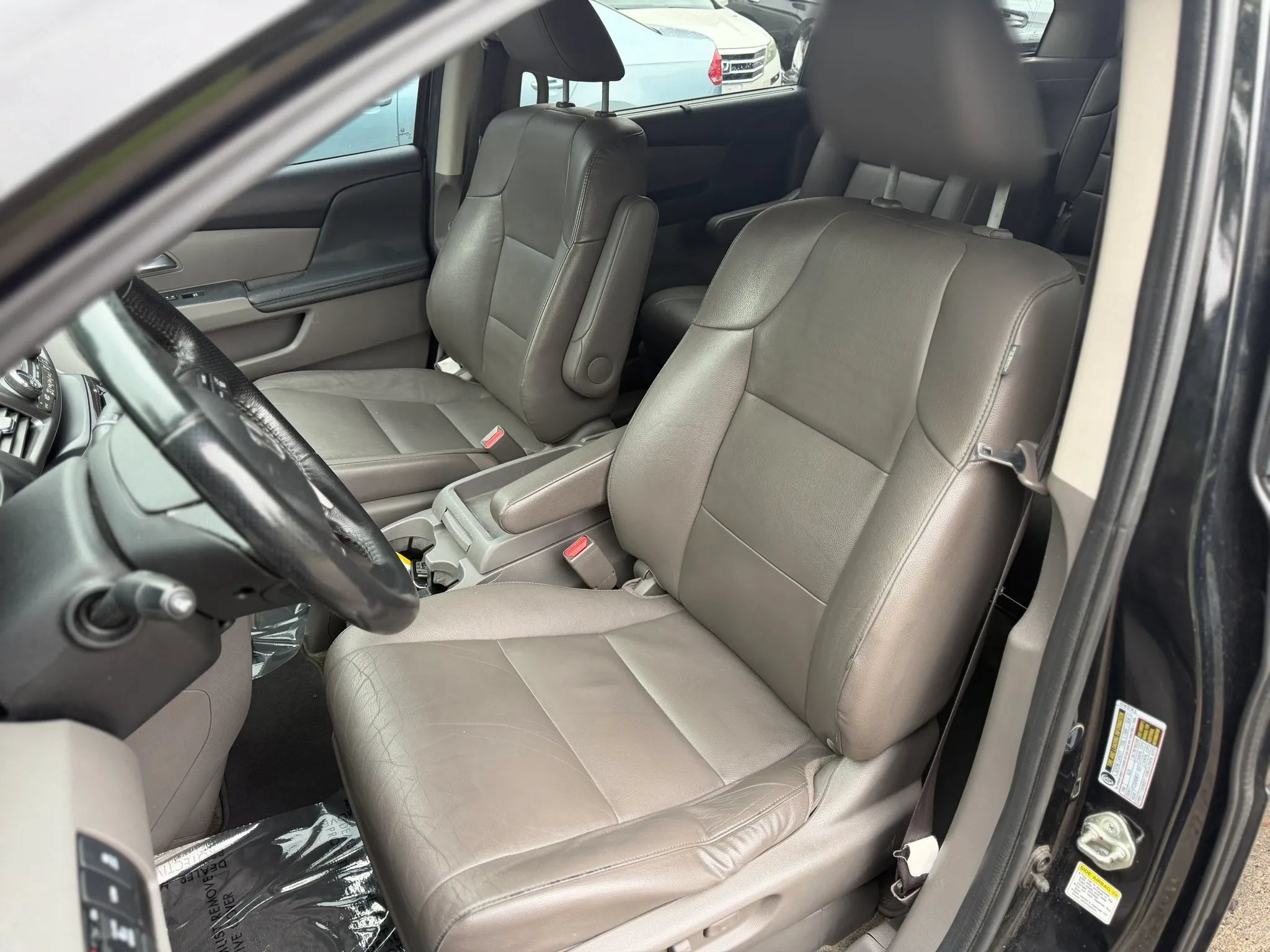 Used 2015 Honda Odyssey EX-L image 18