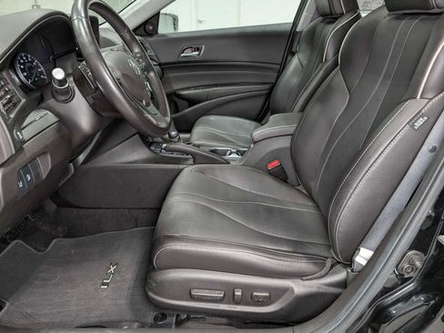 Used 2020 Acura ILX w/ Premium Package image 4