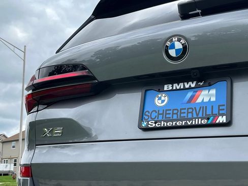 Used 2026 BMW X5 xDrive40i w/ M Sport Package AWD/4WD image 14