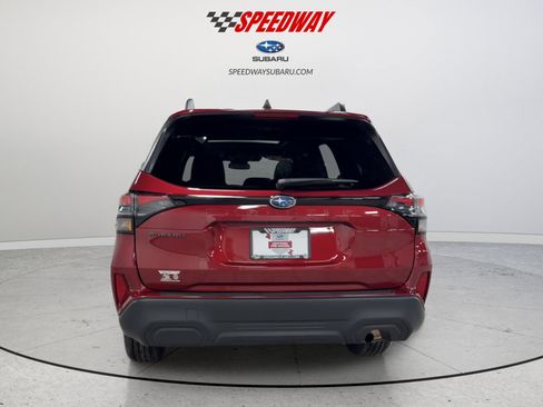 Used 2026 Subaru Forester Premium AWD/4WD image 7