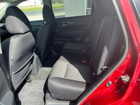 Used 2020 Nissan Rogue SV w/ Sun & Sound Touring Package AWD/4WD image 14